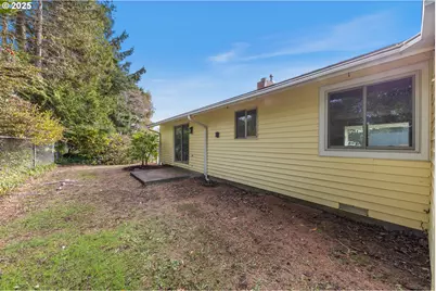 217 NE Chambers Ct, Newport, OR 97365 - Photo 40