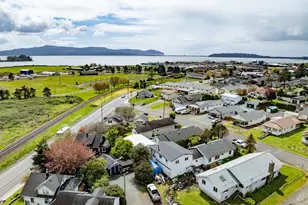 308 1st St, Garibaldi, OR 97118 - Photo 40
