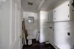 308 1st St, Garibaldi, OR 97118 - Photo 38
