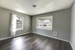 308 1st St, Garibaldi, OR 97118 - Photo 14