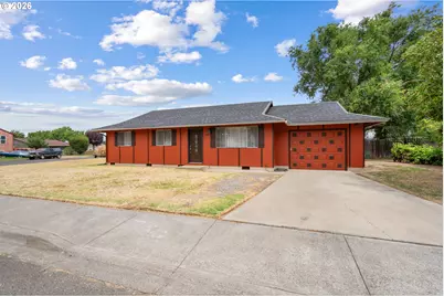756 NW 1st Ave, Milton-Freewater, OR 97862 - Photo 1