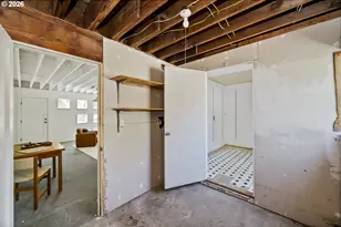 6305 N Delaware Ave, Portland, OR 97217 - Photo 26