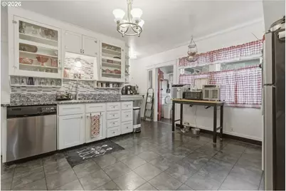 706 W B St., Rainier, OR 97048 - Photo 14