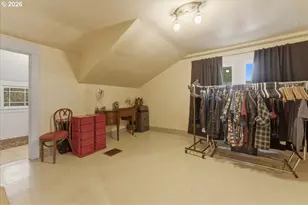 706 W B St, Rainier, OR 97048 - Photo 26