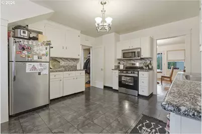 706 W B St., Rainier, OR 97048 - Photo 10