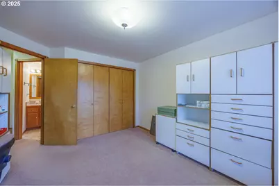 2184 13th St, Florence, OR 97439 - Photo 28