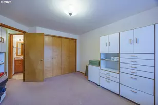 2184 13th St, Florence, OR 97439 - Photo 28