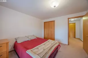 2184 13th St, Florence, OR 97439 - Photo 32