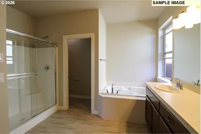 2216 E Dalmatian Dr, La Center, WA 98629 - Photo 8