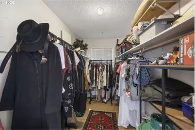 1418 NE Hogan Dr, Gresham, OR 97030 - Photo 24