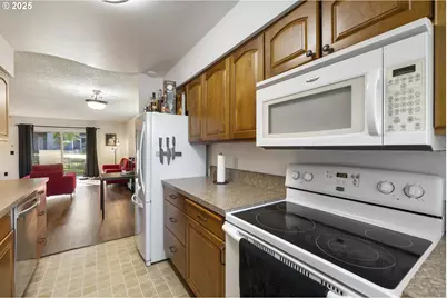 1418 NE Hogan Dr, Gresham, OR 97030 - Photo 16