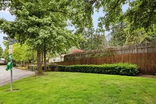 11290 SW Buffalo Pl, Portland, OR 97223 - Photo 22