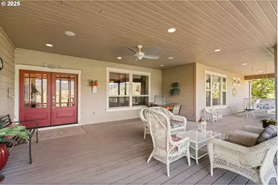 2809 Dead Indian Memorial Rd, Ashland, OR 97520 - Photo 4