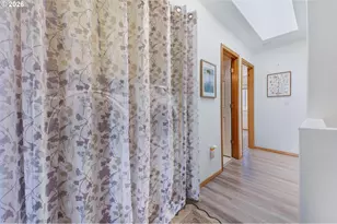 10324 NE Fargo St, Portland, OR 97220 - Photo 18