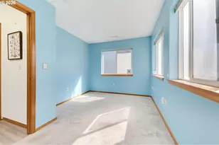 10324 NE Fargo St, Portland, OR 97220 - Photo 28