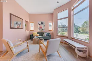 10324 NE Fargo St, Portland, OR 97220 - Photo 6