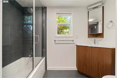 2727 SW Patton Ct, Portland, OR 97201 - Photo 36