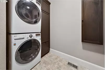 3571 Summit Sky Blvd, Eugene, OR 97405 - Photo 22