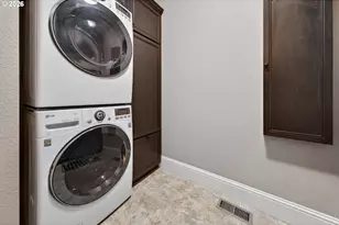 3571 Summit Sky Blvd, Eugene, OR 97405 - Photo 22