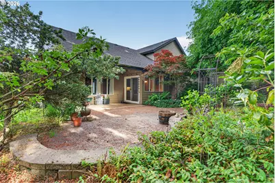 3571 Summit Sky Blvd, Eugene, OR 97405 - Photo 34