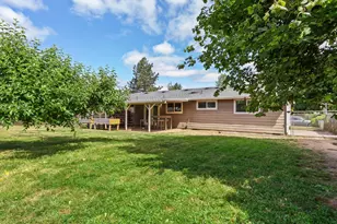 1719 SW 1st St, Battle Ground, WA 98604 - Photo 32