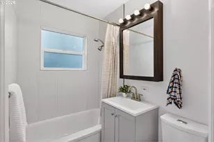 9006 SE Duke St, Portland, OR 97266 - Photo 14