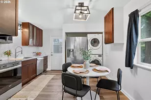 9006 SE Duke St, Portland, OR 97266 - Photo 8