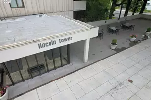 2211 SW 1st Ave, Portland, OR 97201 - Photo 2