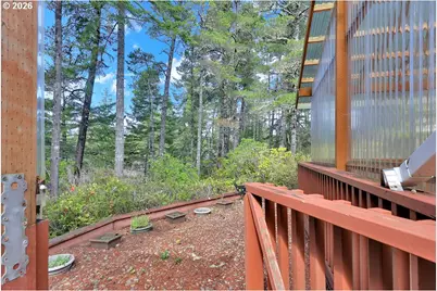 303 Manzanita Dr, Florence, OR 97439 - Photo 42