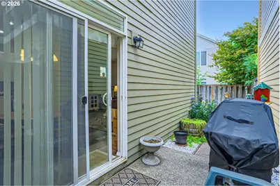 20607 SW Rosemount St, Beaverton, OR 97078 - Photo 24