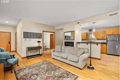 7910 SW 31st Ave #203, Portland, OR 97219 - Photo 4