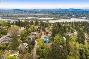 1727 SW Westwood Dr, Portland, OR 97239 - Photo 40