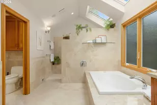1727 SW Westwood Dr, Portland, OR 97239 - Photo 12