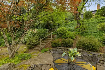 1727 SW Westwood Dr, Portland, OR 97239 - Photo 26