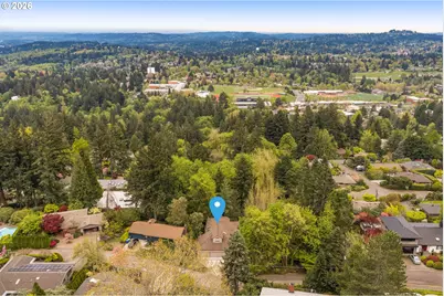 1727 SW Westwood Dr, Portland, OR 97239 - Photo 38