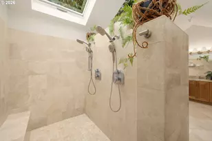 1727 SW Westwood Dr, Portland, OR 97239 - Photo 12