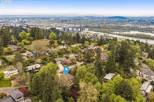 1727 SW Westwood Dr, Portland, OR 97239 - Photo 32