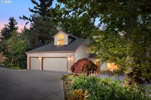1727 SW Westwood Dr, Portland, OR 97239 - Photo 46