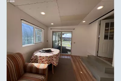 25656 Wildwood Rd, Veneta, OR 97487 - Photo 22
