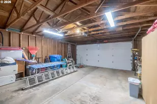 2120 Robins Ln SE, Salem, OR 97306 - Photo 12