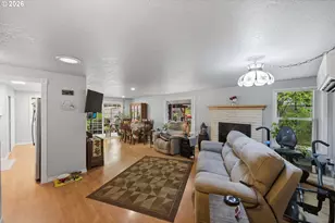 425 Radar Rd, Coos Bay, OR 97420 - Photo 12