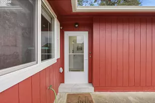 425 Radar Rd, Coos Bay, OR 97420 - Photo 6