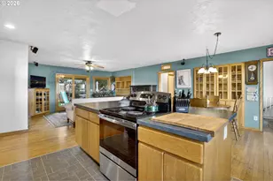 186 NE Shafford Ave, Estacada, OR 97023 - Photo 6