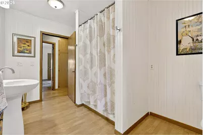 186 NE Shafford Ave, Estacada, OR 97023 - Photo 16