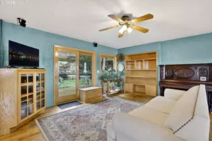 186 NE Shafford Ave, Estacada, OR 97023 - Photo 10