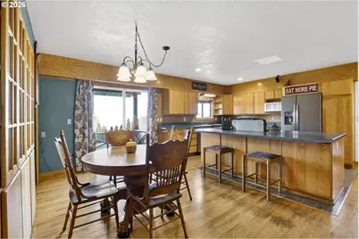 186 NE Shafford Ave, Estacada, OR 97023 - Photo 8