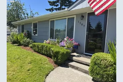 1107 SE 123rd Ave, Portland, OR 97233 - Photo 2