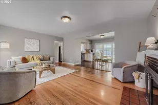 1107 SE 123rd Ave, Portland, OR 97233 - Photo 4