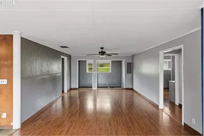 1820 E Cedar St, Myrtle Point, OR 97458 - Photo 4