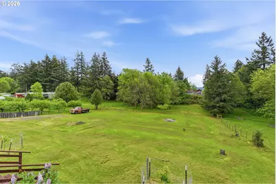 1820 E Cedar St, Myrtle Point, OR 97458 - Photo 30